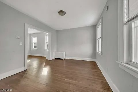 Foto del edificio - 132 Franklin Ave