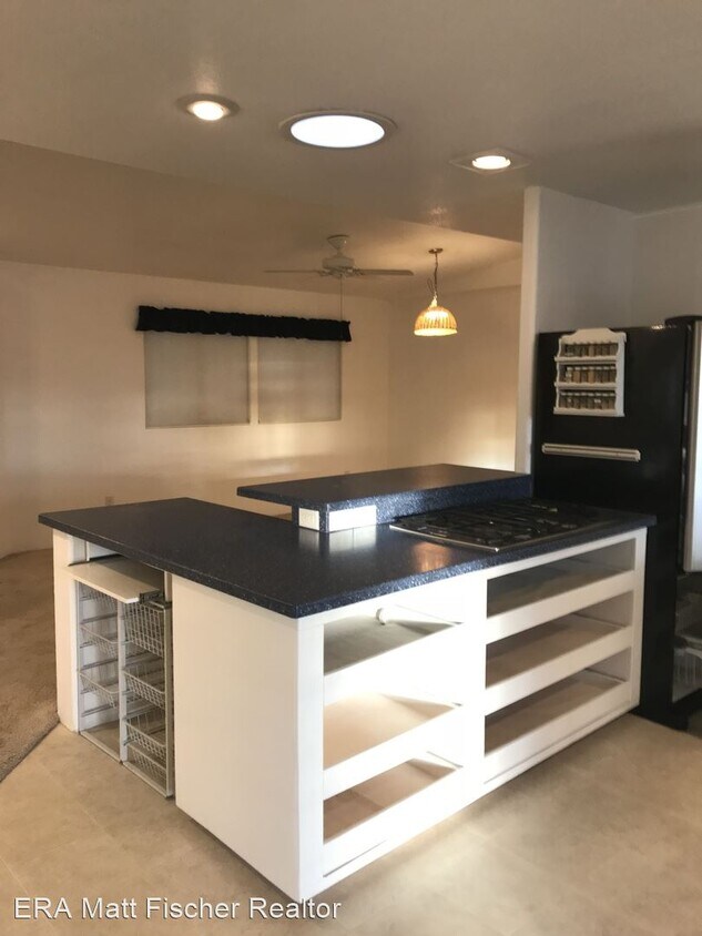 Foto principal - 2 br, 3 bath House - 11292 S. Scottsdale Dr.