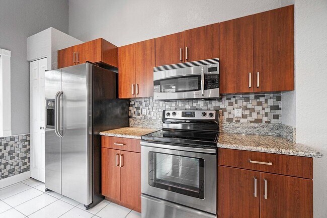 Foto del edificio - 4030 Laurelwood Ln