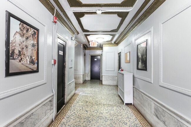 Foto del edificio - 64 Sip Ave
