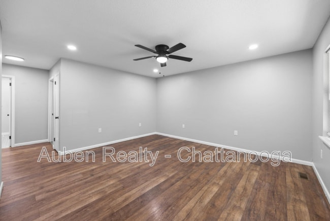 Photo - 405 Missionary Ave Apartment