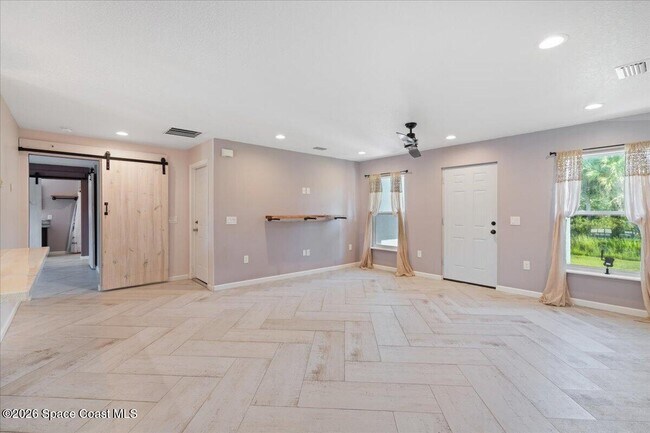 Foto del edificio - 4140 Adkins Ave