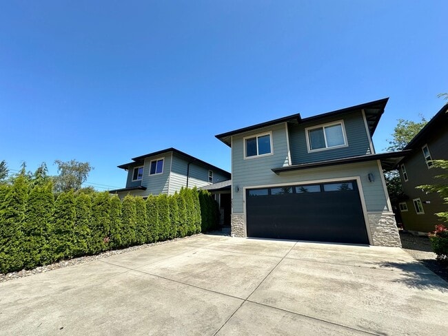 Building Photo - 5835 Pioneer Ridge Pl, Ferndale