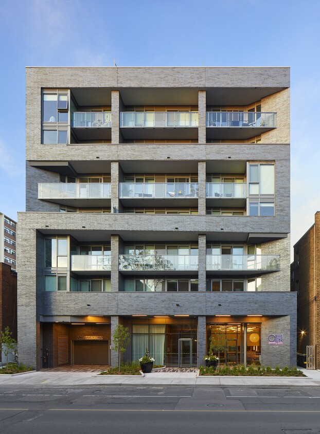 Primary Photo - Oben Flats St. Clair West