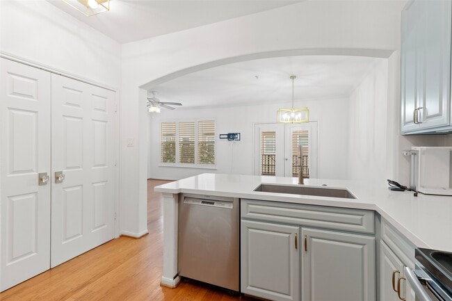 Building Photo - 12707 Boheme Dr