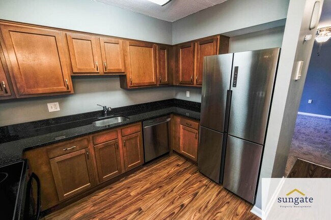 Foto del edificio - 6711 Park Heights Ave