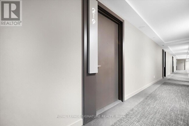 Building Photo - 12 Bonnycastle St