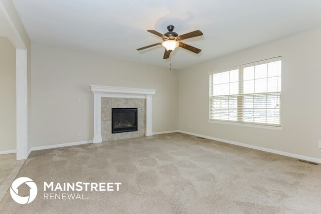 Building Photo - 312 Golfview Dr