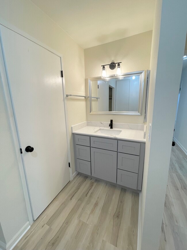 Master Bath - 7189 Arbeau Dr