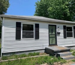 Building Photo - 2240 Margybeth Ave