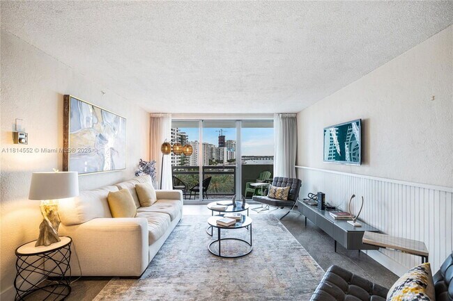 Foto del edificio - 1500 Bay Rd