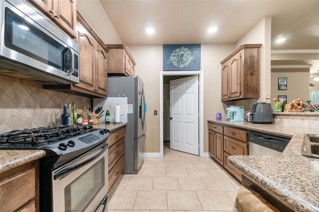 Foto del edificio - 103 Silver Bay Ln