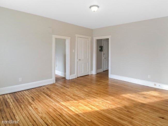 Foto del edificio - 1 br, 1 bath Apartment - 59 King St 2 Unit 2