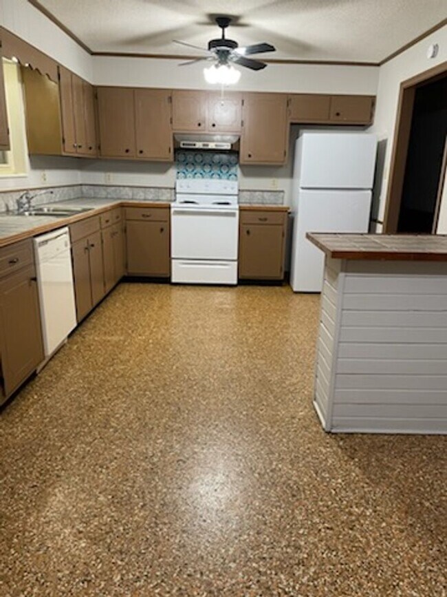 Foto del edificio - SINGLE FAMILY HOME