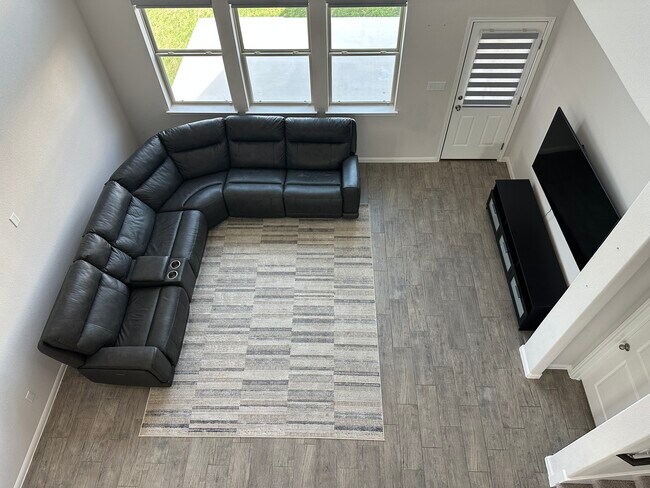 Foto del edificio - 316 Greenway Dr