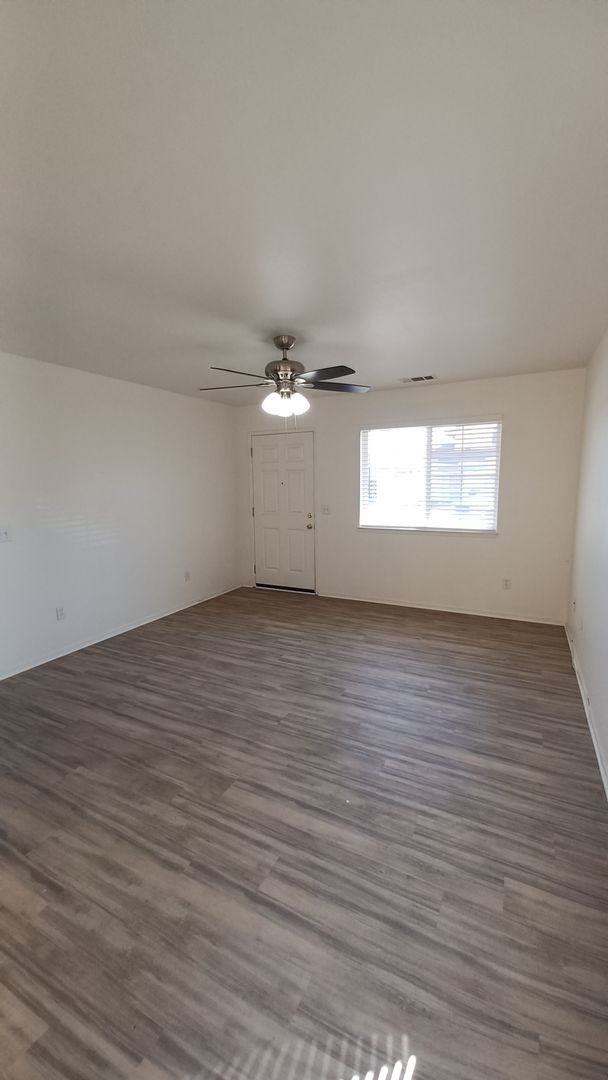 Foto del edificio - Charming 3 Bedroom Nipomo Home