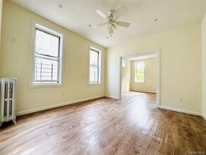 Building Photo - 279 Schaefer St
