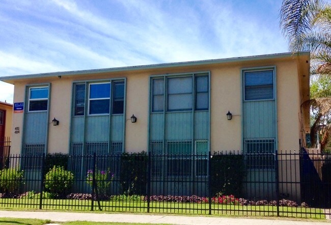 Building Photo - 4112-4114 Palmwood Dr
