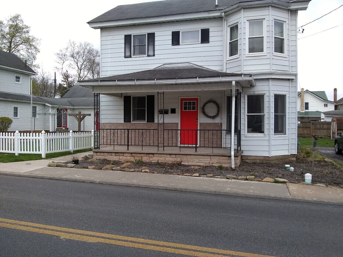 Primary Photo - 103 N 9th St