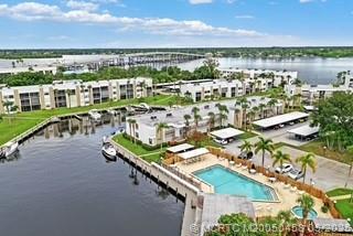 Foto principal - 1950 SW Palm City Rd