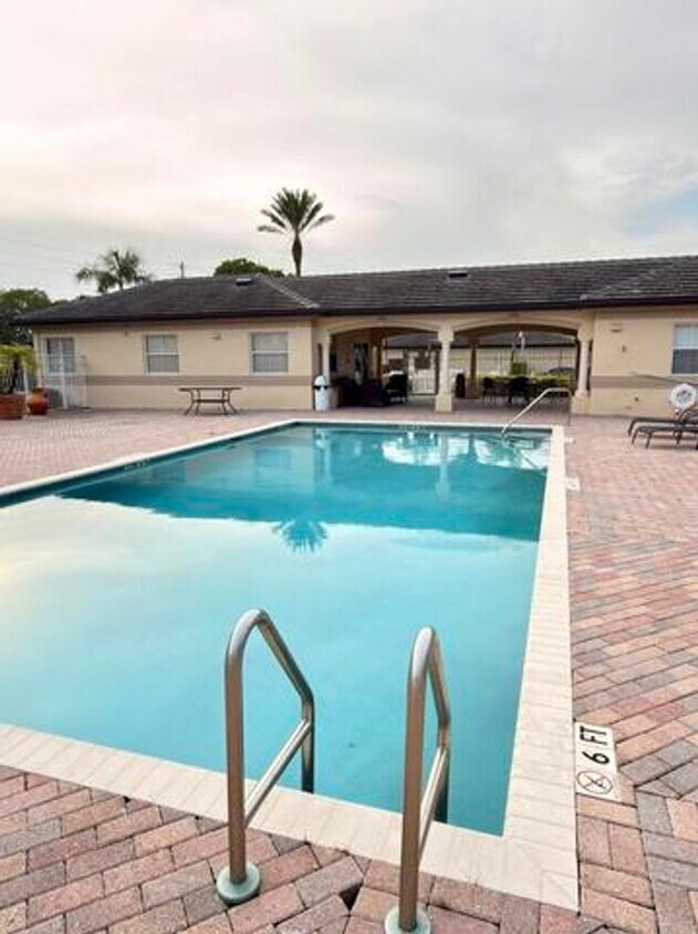 Photo - 2060 Greenview Shores Boulevard, Wellington, FL 33414 - 2733