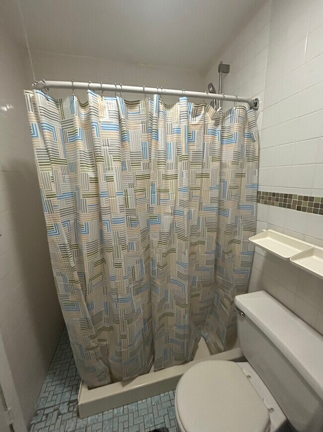 Foto del edificio - 5062 69th St