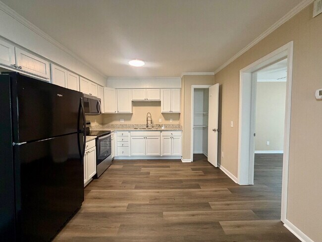 Foto del edificio - Two Bedroom Condo Located close to Everything Hilton Head Island has to Offer!