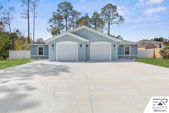 Building Photo - 12 Lloret Pl