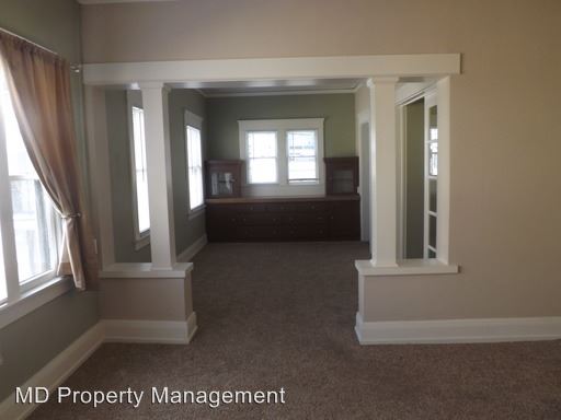 Building Photo - 333 W 4th St