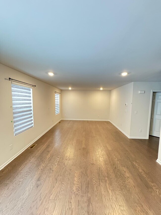 Foto del edificio - 616 Countryside Dr