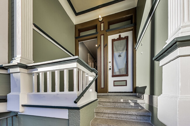 Building Photo - 118 Noe St