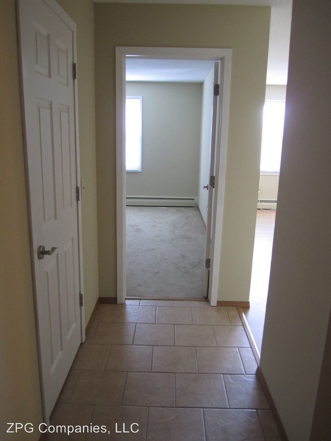 Foto del edificio - 2300 Pleasant Ave