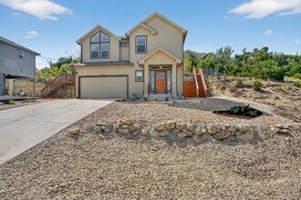 Building Photo - 10624 Lake Park Dr