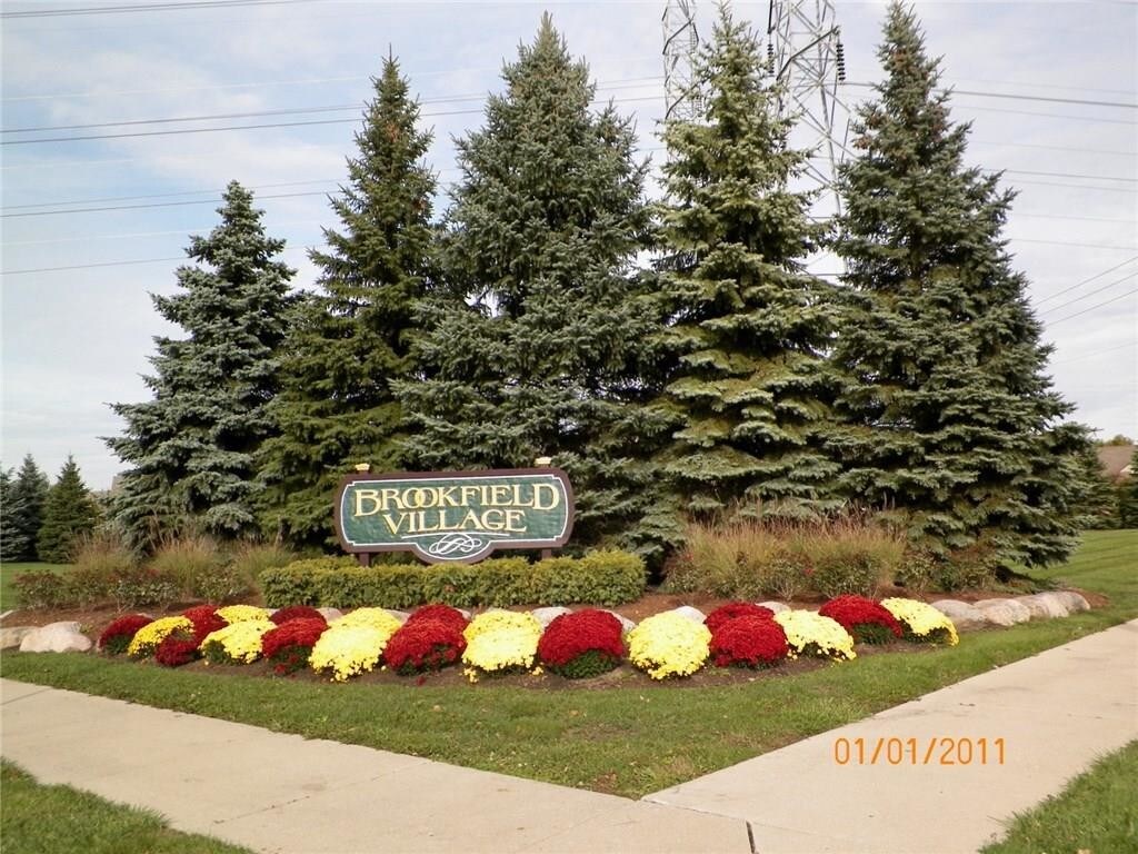 390 Brookfield Dr, Westland, MI 48185 Condo for Rent in Westland, MI