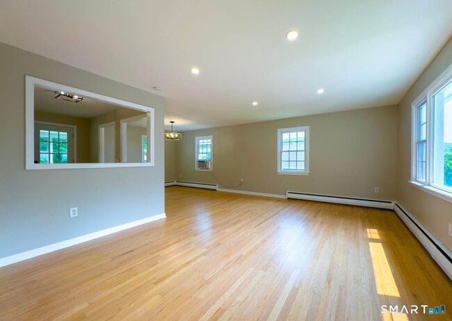 Building Photo - 32 Kaynor Dr
