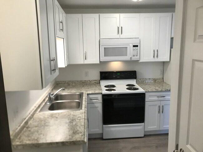 Building Photo - 4th Street Apartments