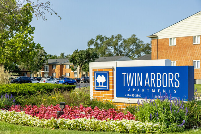 Twin Arbors Sign - Twin Arbors Apartments