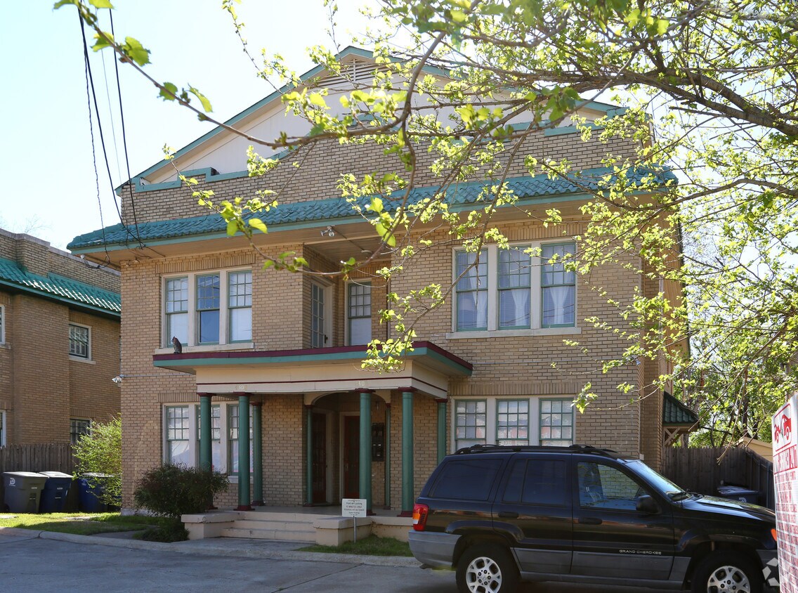 4306 Gaston Ave, Dallas, TX 75246 Apartments in Dallas, TX