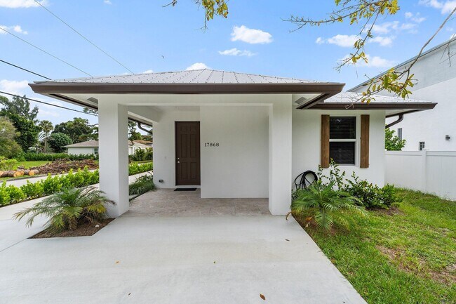 Foto del edificio - 17868 Limestone Creek Rd