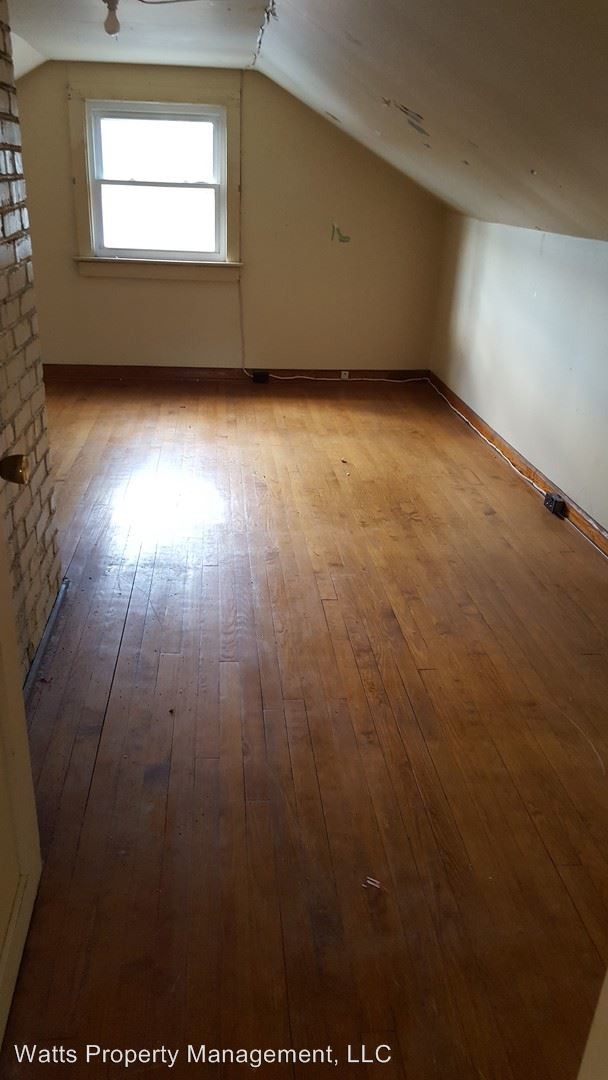 Building Photo - 4 br, 2 bath House - 609 Village Highway