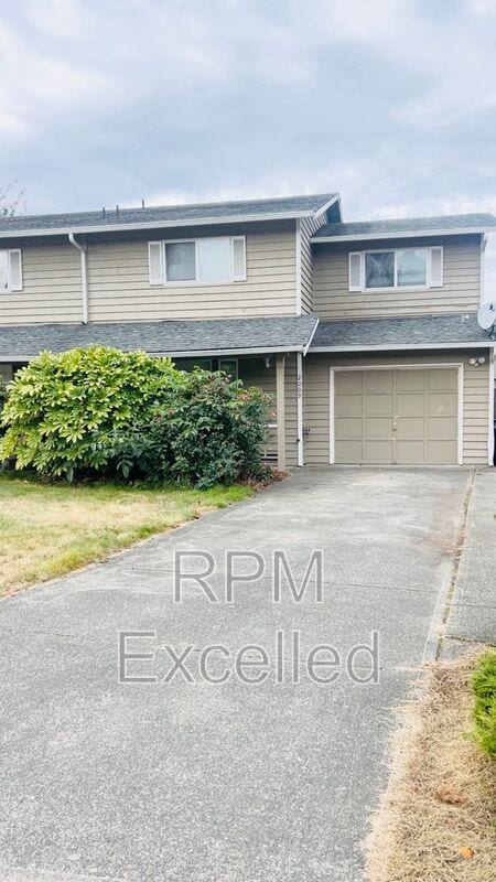 Building Photo - 2009 C St SE