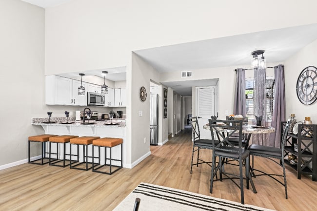 Photo - 4401 SW 21st Ln Townhome