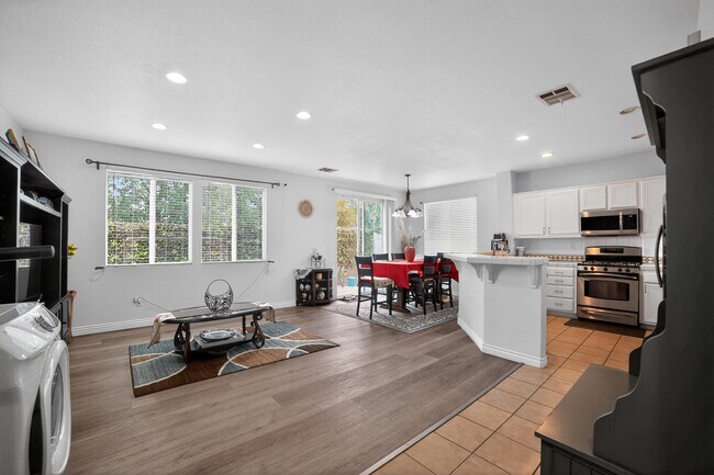 Building Photo - 15017 Northwind Ln