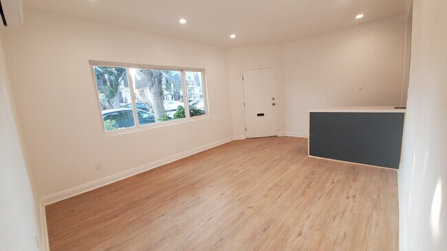 Foto del edificio - 1429 1/2 14th St