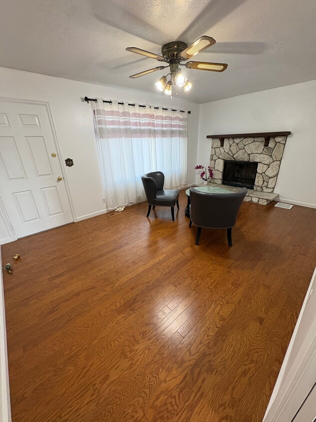 Photo - 6586 S 5095 W (West Jordan, UT)