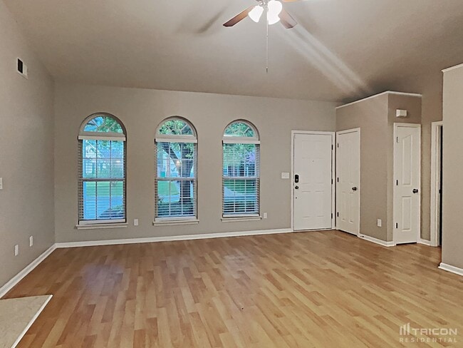 Building Photo - 13619 Michael Lynn Rd