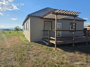 Building Photo - 3370 Wylie Dr
