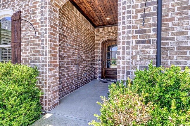 Foto del edificio - 7325 Simms Creek Ct