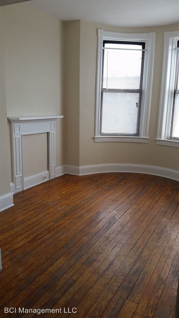 Building Photo - 28 E 25th St