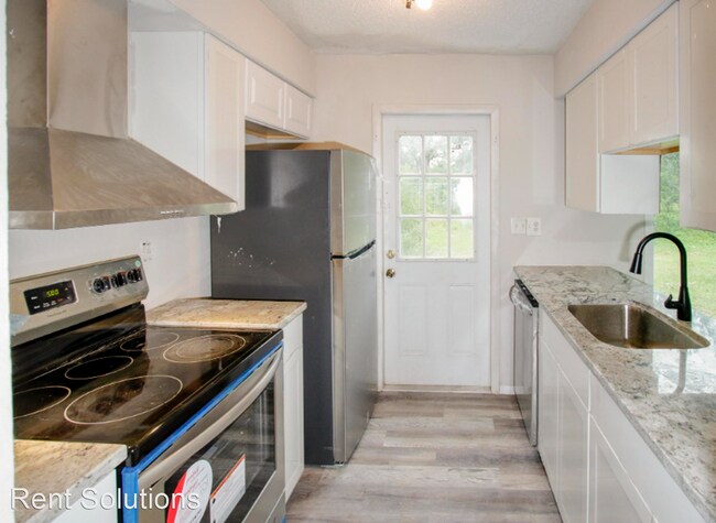Foto del edificio - 2 br, 2 bath House - 1108 Country Club Lane